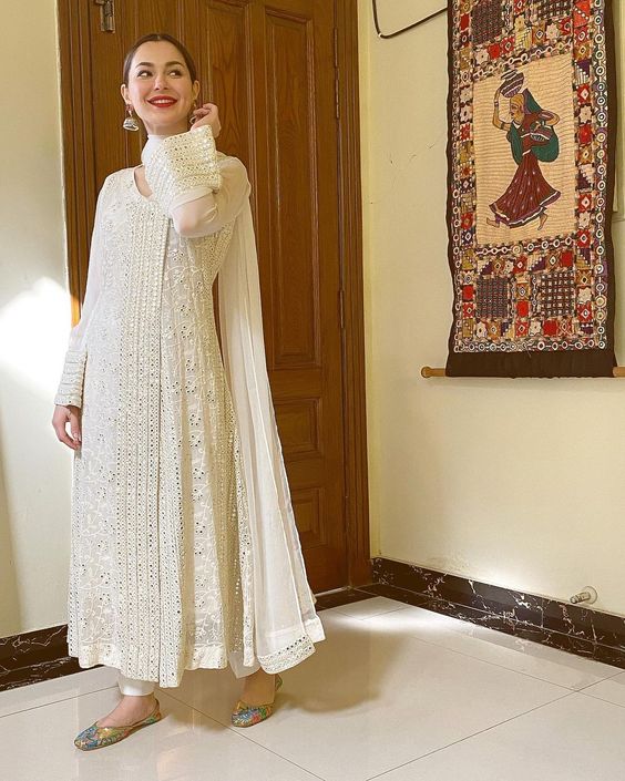 Hania Amir Rang-e-Haya Chiffon Embroidered Collection 3 Pieces Unstitched